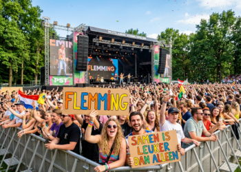 Tienduizend fans trotseren lange reistijd voor eerste eigen festival Flemming