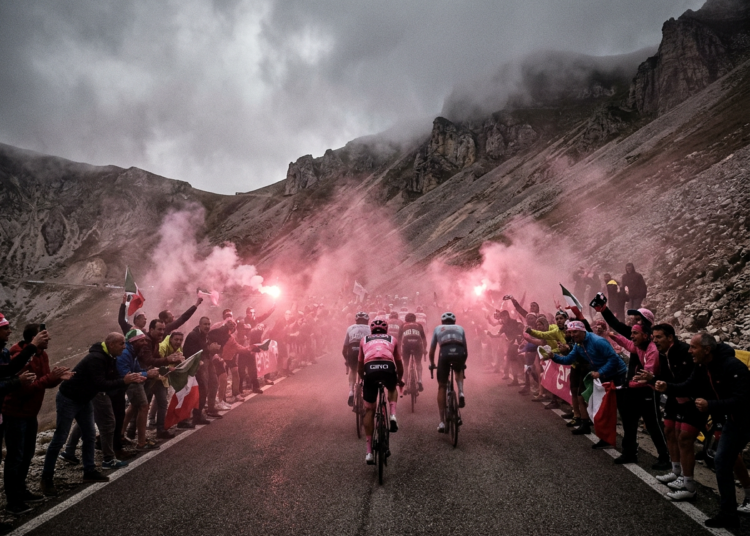 Klimmen geblazen in de Giro: Kan Thymen Arensman toeslaan op beruchte Blockhaus?